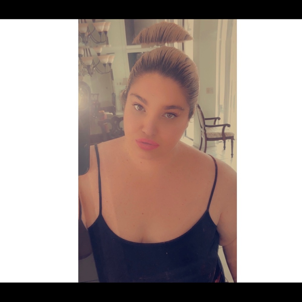 Meet your Posher, Christina